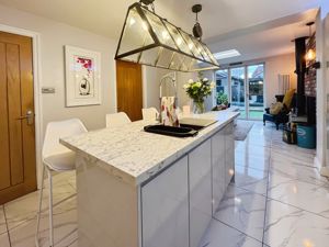 Kitchen- click for photo gallery